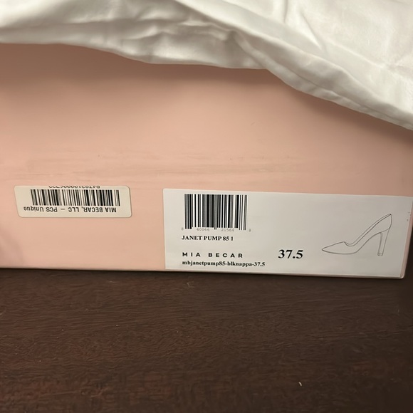 NEVER WORN - Size 37.5 Janet Pump - Napa Leather Made in Italy - Picture 7 of 12